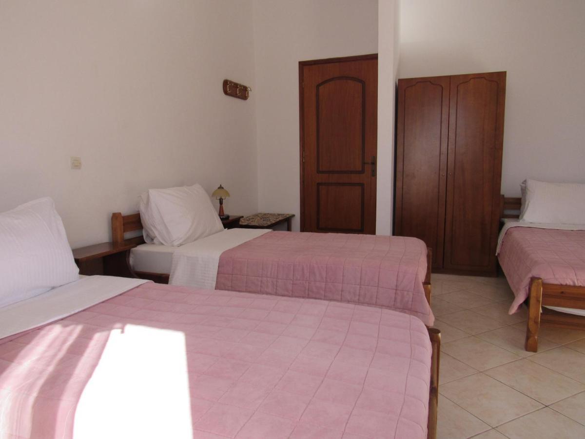 Athina Hotel Rethymno  Bagian luar foto
