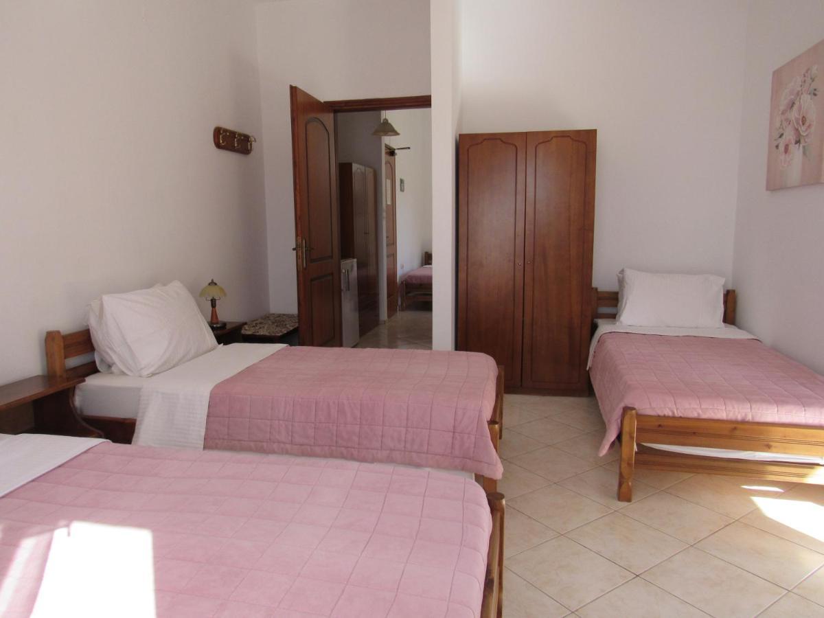 Athina Hotel Rethymno  Bagian luar foto