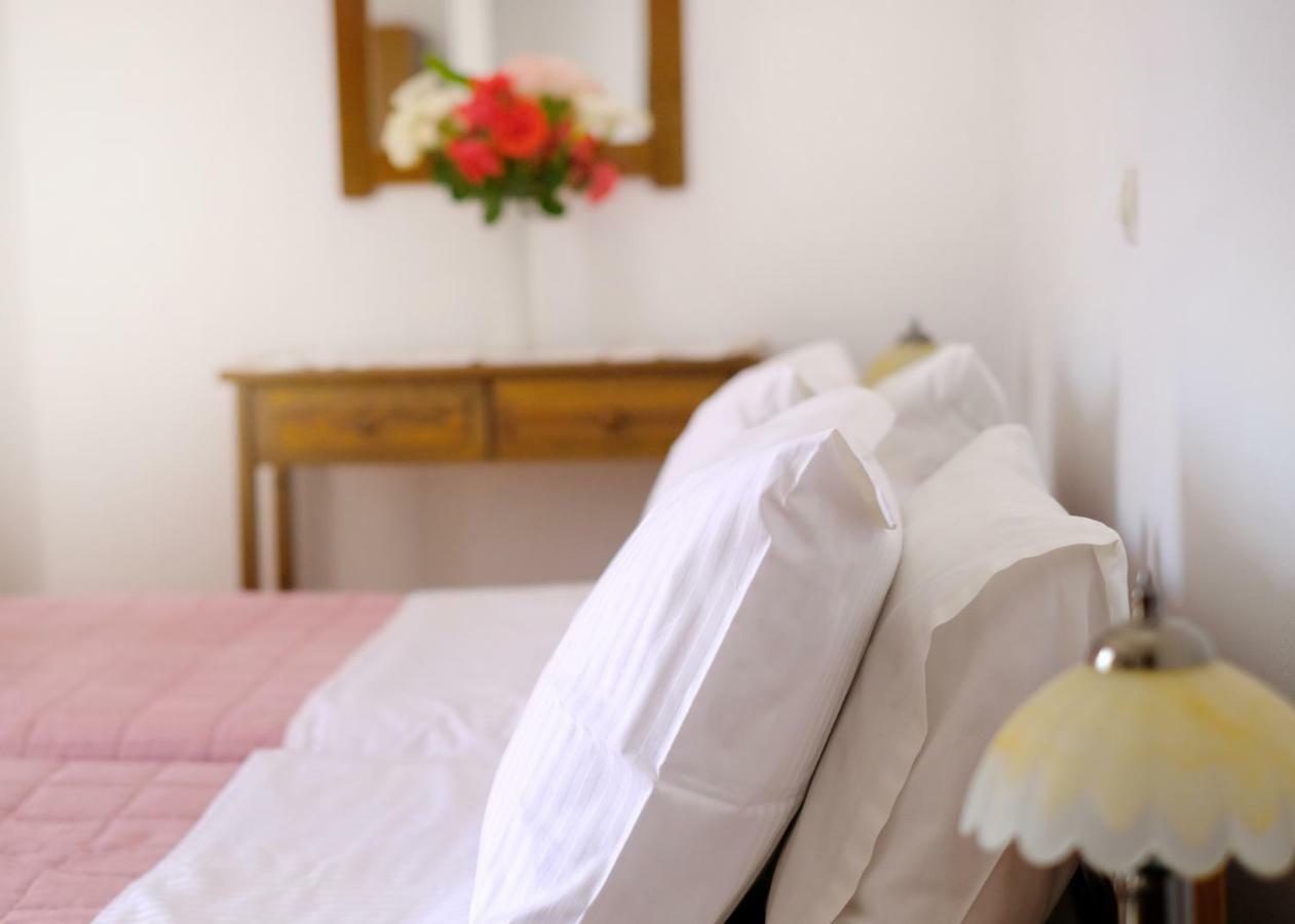 Athina Hotel Rethymno  Bagian luar foto