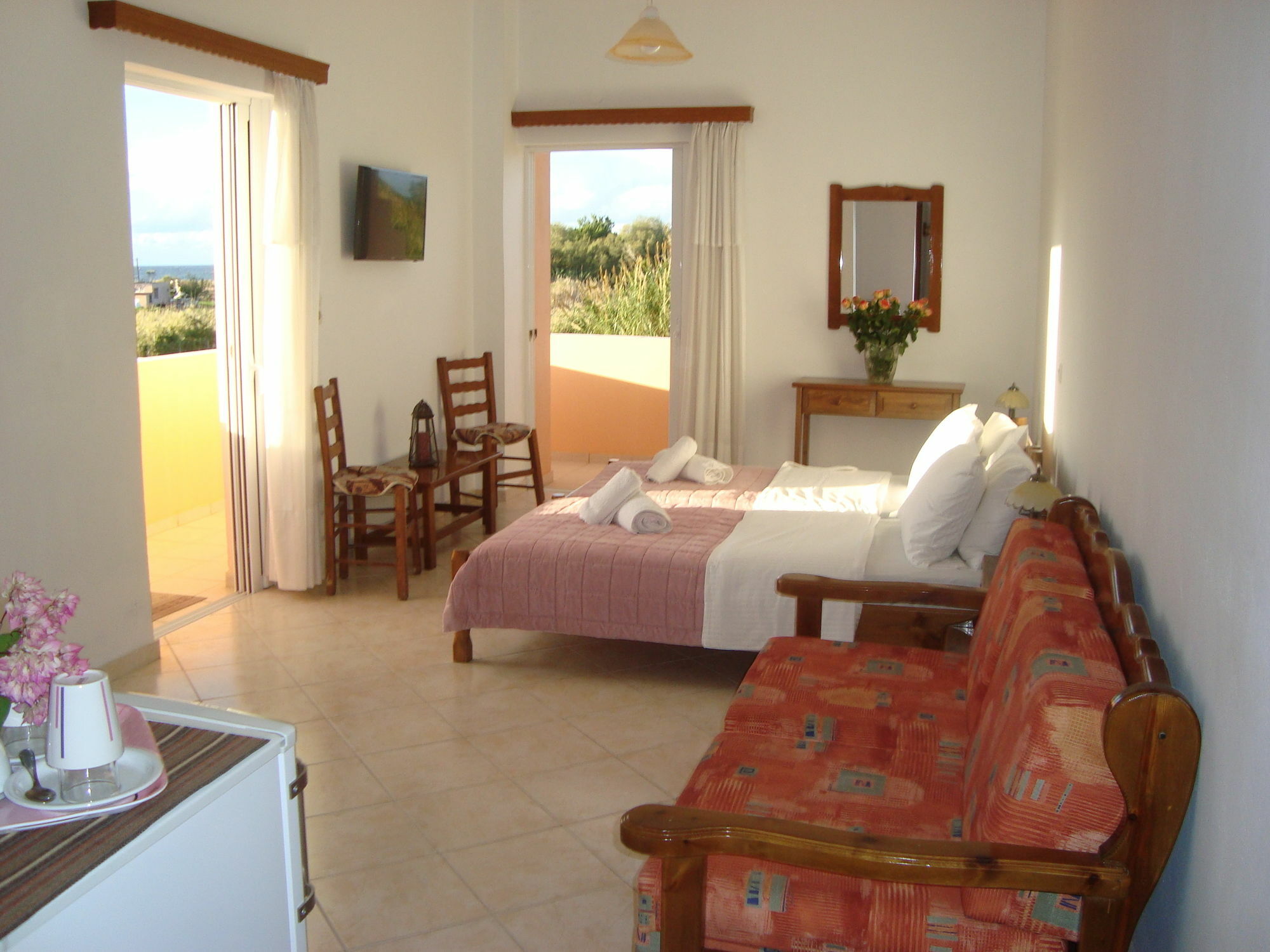 Athina Hotel Rethymno  Bagian luar foto